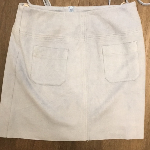 Two piece set - Picture 3 of 4